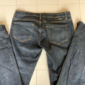 Hurley jeans